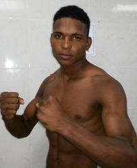 Omir Rodriguez boxer