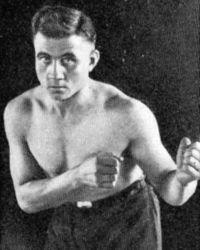 Teddy Murton boxer