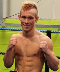 Scott Allan boxer