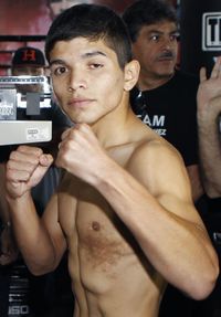 Victor Emanuel Olivo boxeur