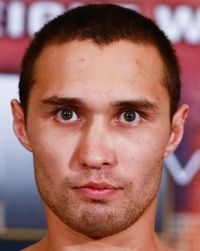 Sergey Lipinets boxer