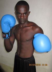 Twalib Tuwa boxer
