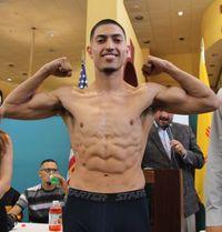 Brian Mendoza boxer