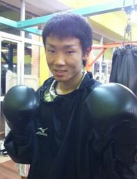 Hayate Matsutani boxeur