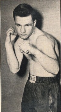 Johnny Breeze boxer
