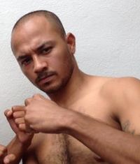 Martin Platas boxer