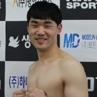 Woong Chan Song boxer