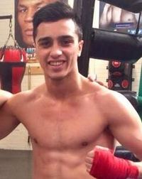 Osman Aslam boxer