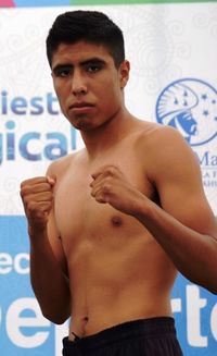 Diego Garduno boxer