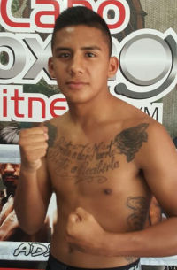 Israel Gonzalez boxer