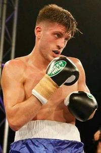 Damiano Falcinelli boxer