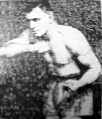 Tommy Moore boxeur