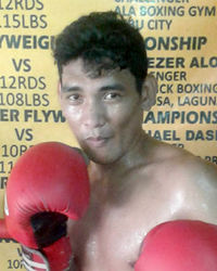 Alvin Lagumbay boxer