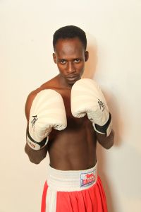 Adewale Masebinu boxeur