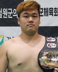 Hu Won Lee boxeur