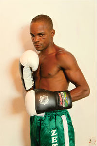 Prince Nwoye boxeur