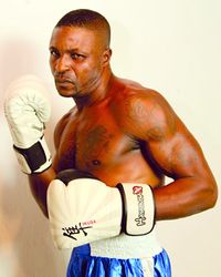 Idowu Okusote boxer