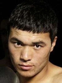 Khusniddin Pulatov boxer