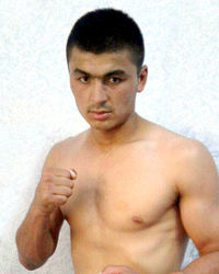 Azizbek Abdugofurov boxer