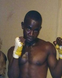 Samuel Akrogo boxer