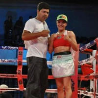 Anyelen Loreley Espinosa boxer