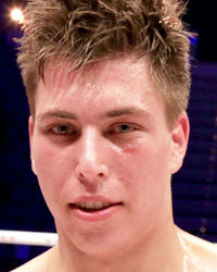 Tom Dzemski boxer