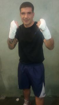 Damian Oscar Bora boxeur