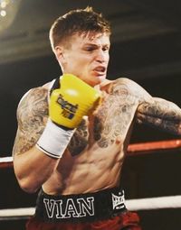Connor Vian boxer