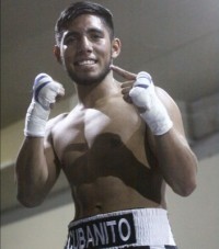 Saul Guardado boxeador