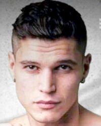 Faton Vukshinaj boxeur