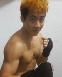 Suk Joon Hwang boxeur