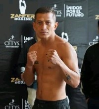 Uriel Soto boxeur