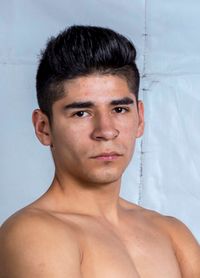 Edwin Uriel Lara boxeador