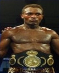 Peter Oboh boxeur