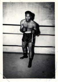 Curtis Coles boxer