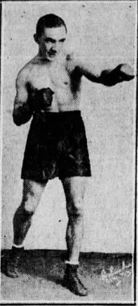 Steve O'Malley boxer