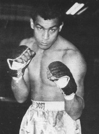 Robert Carrillo boxer