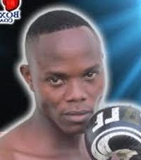 Hussein Shemdoe boxer