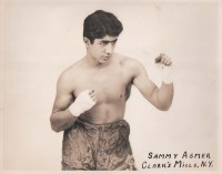 Sammy Asmo boxer