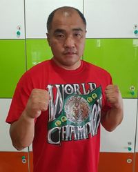 Sung Jin Kwak boxeur