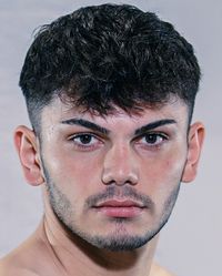 Adam Amkhadov боксёр