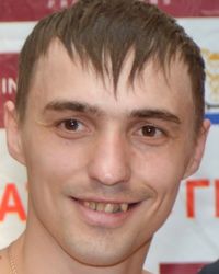 Evgeny Averin boxer