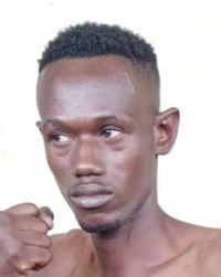 Zakaria Issa Silim boxer