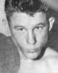 Allan Carlill boxeador