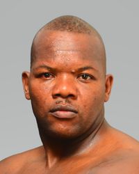 Haruna Swanga boxer
