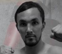 Bektas Kassenay boxeador