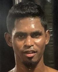 Mathiyalagan Dhiravidamani boxeador