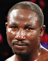 Ola Afolabi boxeur
