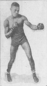 Johnny Chrismas boxer