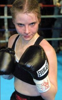 Stephanie Dobbs boxer